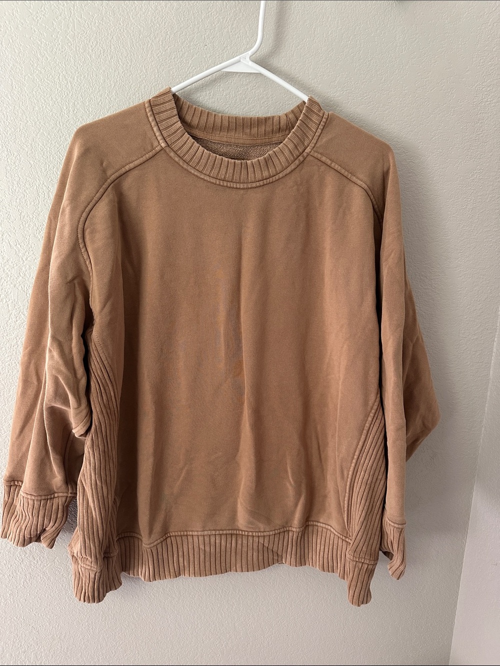 aerie Relaxed Crewneck Sweater in Light Brown